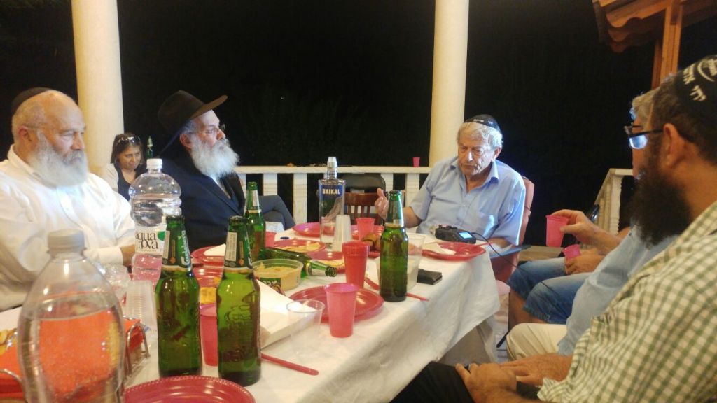 חשיפה בלעדית • כשהשלוחים הפתיעו את התא"ל ביום הולדתו